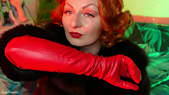 Fantastisk Milf I Latexhansker: Asmr-Video For Å Runke