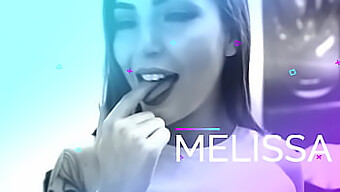 纹身的拉丁裔色情明星melissa Lisboa被面部操并被堵住